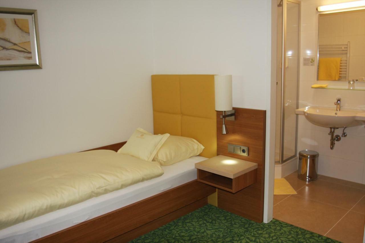 Hotel Sonnenhof Timelkam Exterior foto